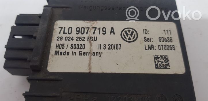 Volkswagen Touareg I Inne komputery / moduły / sterowniki 7L0907719A