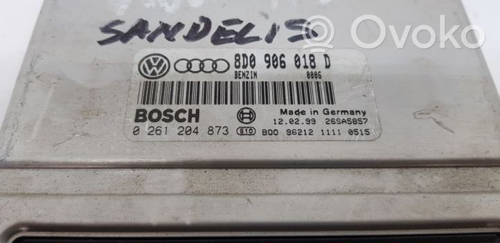 Audi A3 S3 8L Moottorin ohjainlaite/moduuli 8D0906018D