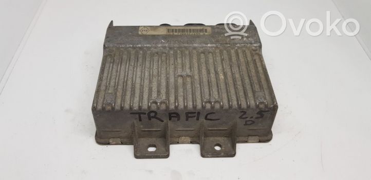 Renault Trafic II (X83) Dzinēja vadības bloks 7700311655