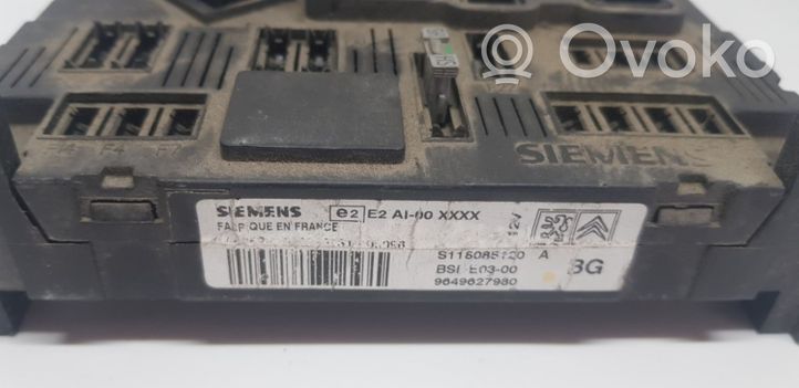 Citroen Xsara Picasso Module de fusibles S118085120