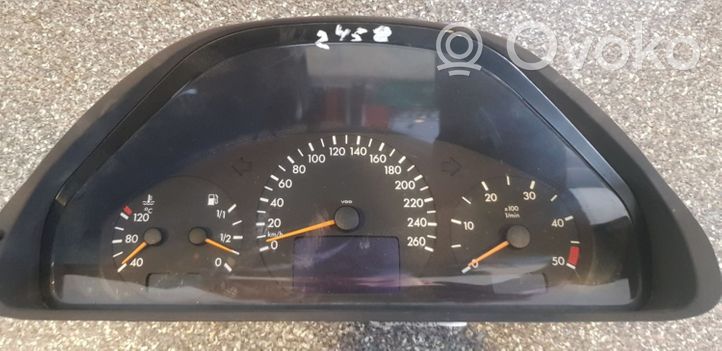 Mercedes-Benz E W210 Compteur de vitesse tableau de bord 2105407211