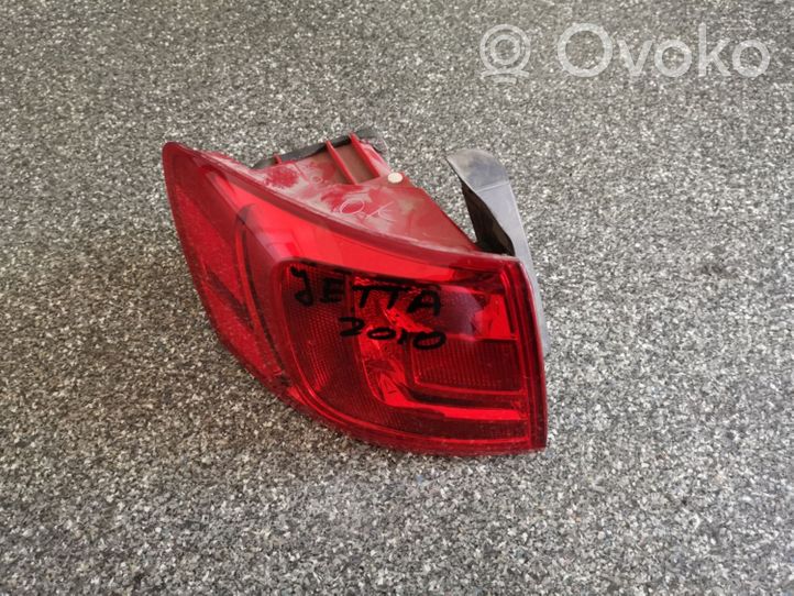 Volkswagen Jetta V Rear/tail lights 5C6945095