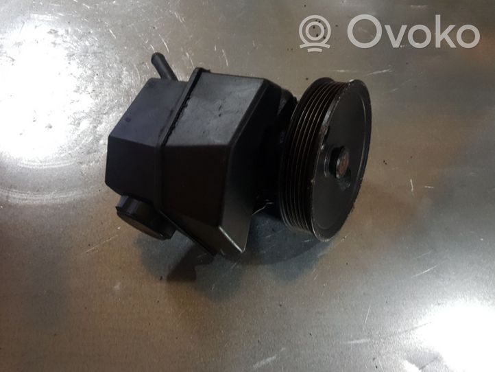 Volvo S40, V40 Pompe de direction assistée 26041023