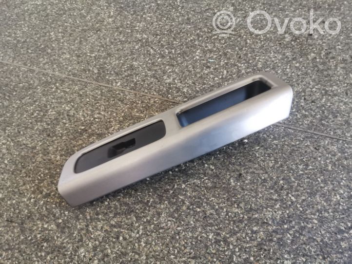 Volvo S40 Rivestimento pulsantiera finestrino della portiera anteriore 8663815