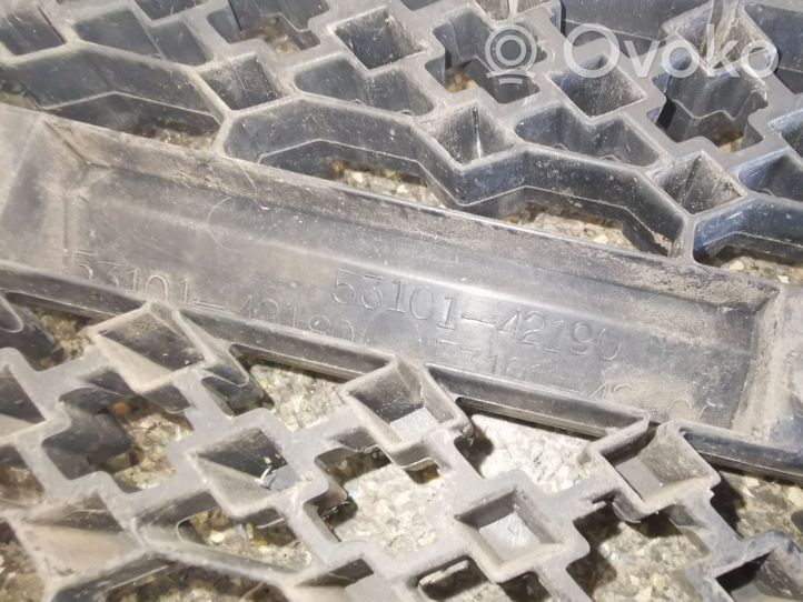 Toyota RAV 4 (XA30) Maskownica / Grill / Atrapa górna chłodnicy 5310142190