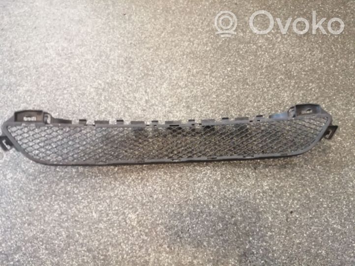 Mercedes-Benz C W205 Grille inférieure de pare-chocs avant A2058850423