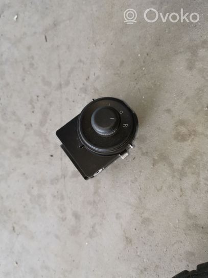 Opel Cascada Wing mirror switch 13271827