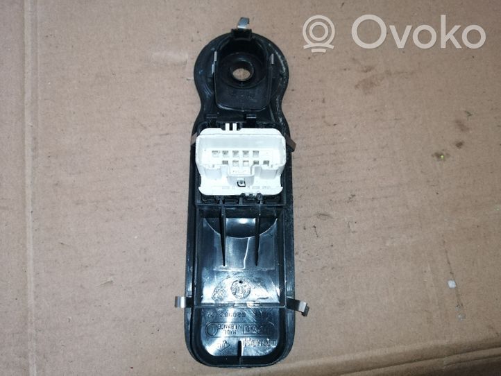 Renault Modus Interrupteur commade lève-vitre 8200379692A