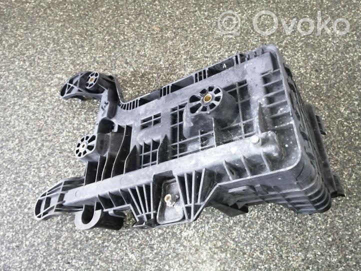 Volkswagen Golf V Vassoio scatola della batteria 1K0915333C