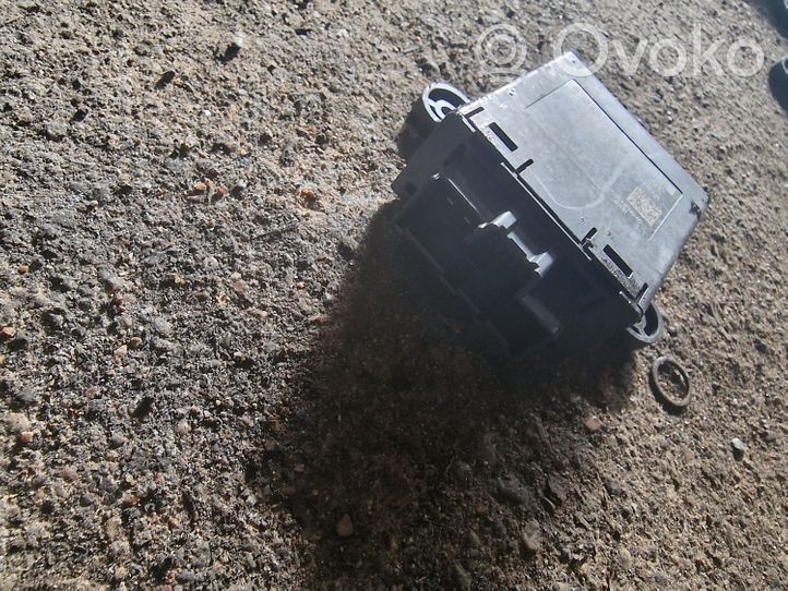 Ford Fusion II Module confort DG9T14B534