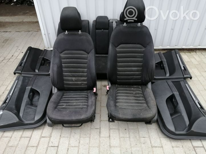 Ford Fusion II Set interni 