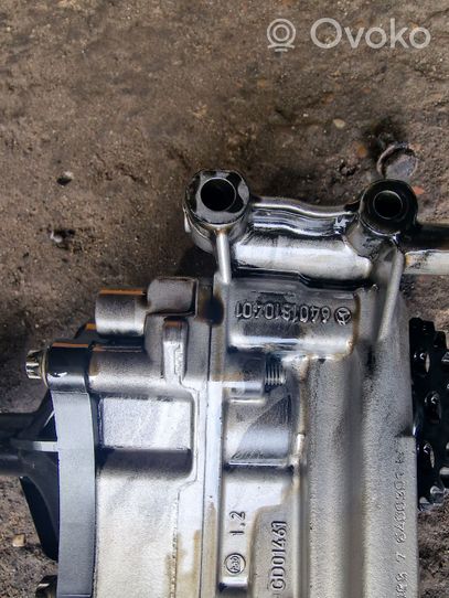 Mercedes-Benz A W168 Oil pump 6401810401