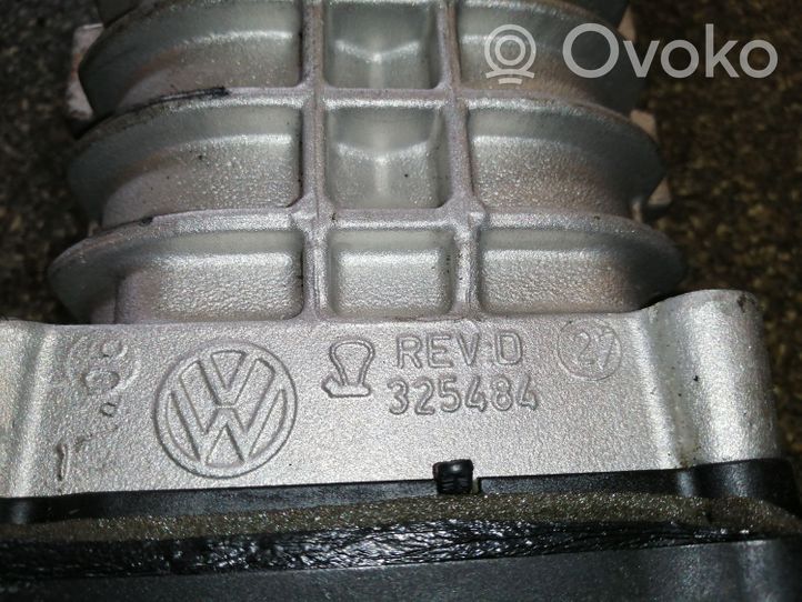 Volkswagen Touran I Turbo kompresorius (mechaninis) 03C145851D