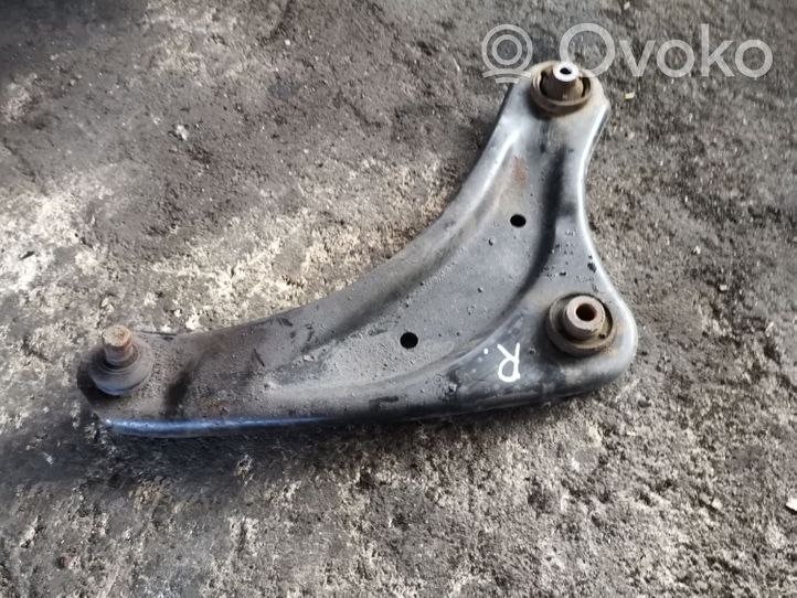 Nissan Leaf I (ZE0) Front lower control arm/wishbone 