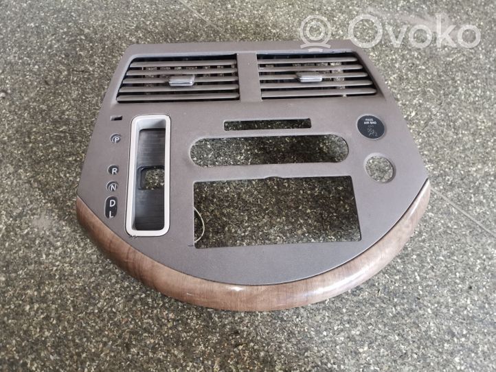 Nissan Quest Griglia di ventilazione centrale cruscotto VP7ARX4302