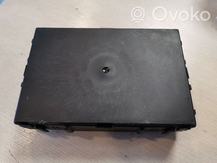 Nissan Qashqai+2 Module confort 284B2JD02E