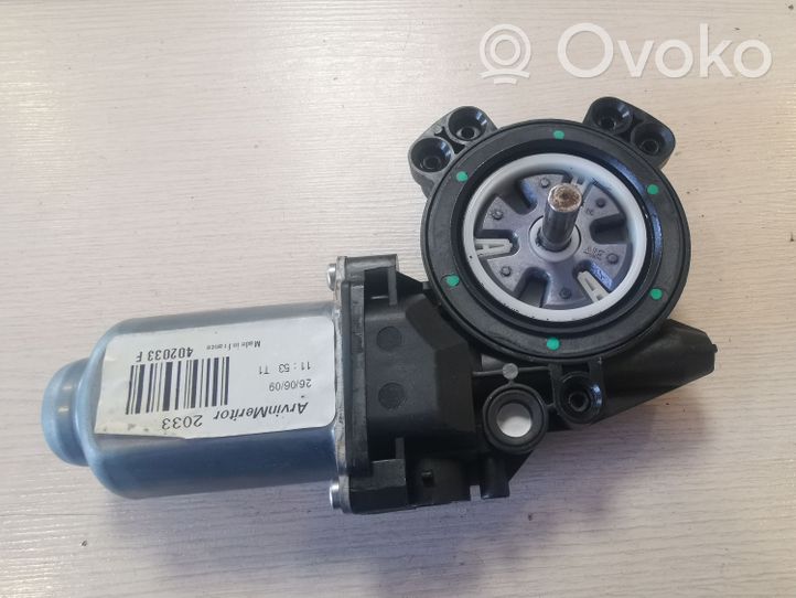 Nissan Qashqai+2 Moteur de lève-vitre de porte avant 402033F