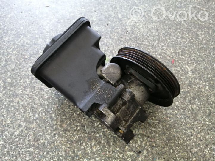 Land Rover Range Rover L322 Ohjaustehostimen pumppu 6758565