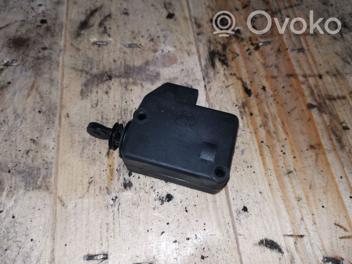 Volvo S40, V40 Stellmotor Tankdeckel Tankklappe 