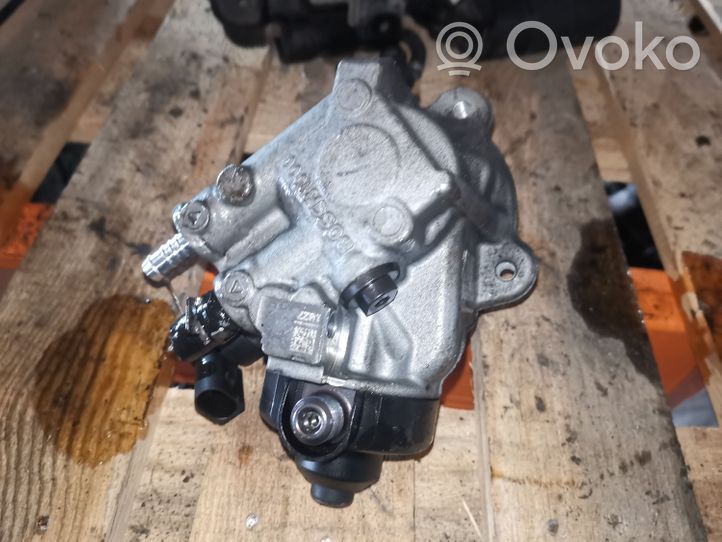 Volkswagen Touran II Fuel injection high pressure pump 0445010514