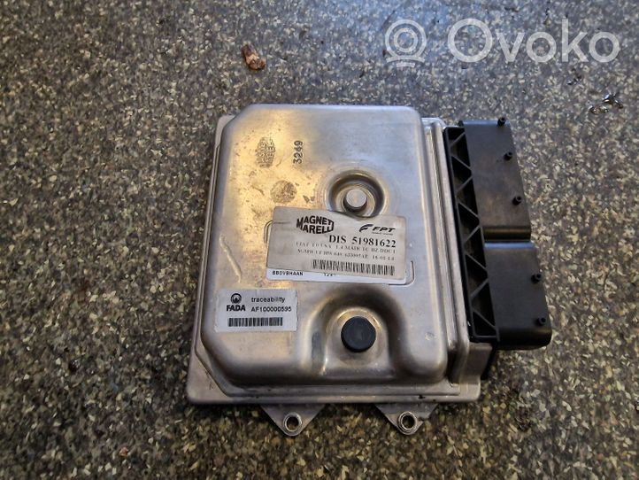 Fiat 500L Engine control unit/module 51981622