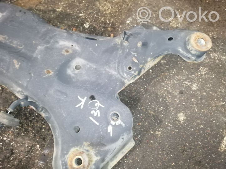 Hyundai i40 Front subframe 624013Z100