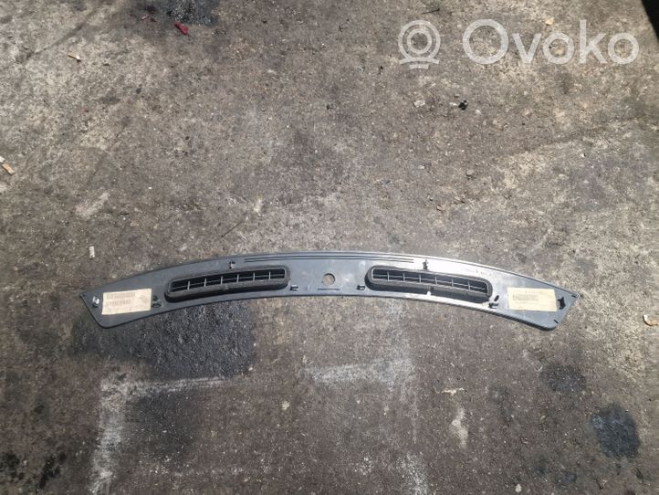 Chrysler 300 - 300C Parcel shelf grill 1061090AA