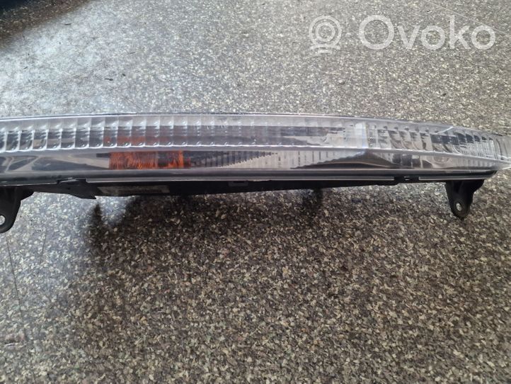 Audi Q7 4L Front indicator light 4L0953041