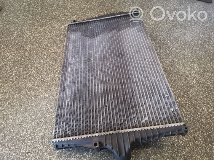 Volvo XC90 Chłodnica powietrza doładowującego / Intercooler 30748808