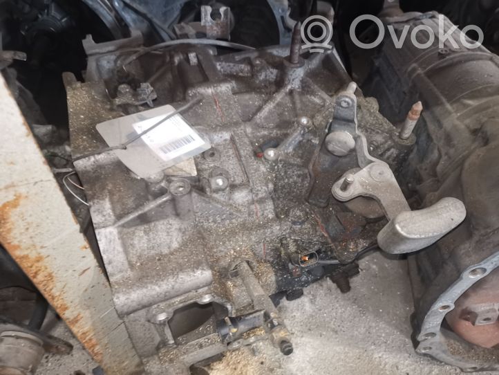 Mitsubishi Grandis Manual 6 speed gearbox 