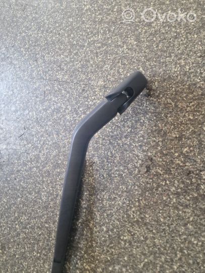 Mitsubishi Space Star Rear wiper blade arm 