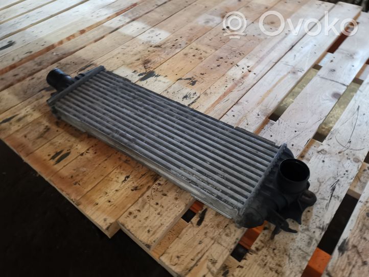 Nissan Primastar Chłodnica powietrza doładowującego / Intercooler 