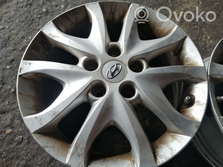 Hyundai i30 R16-alumiinivanne 529102J250