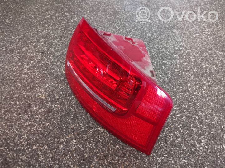 Audi A8 S8 D3 4E Lampa tylna 4E0945096H