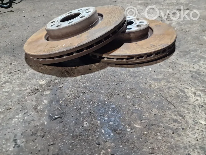 Volkswagen Tiguan Front brake disc 