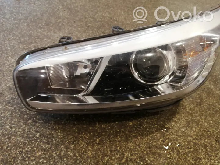 KIA Ceed Lampa przednia 92101A2040