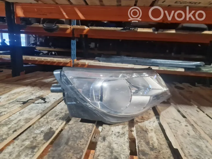 Volkswagen Tiguan Lampa przednia 5N2941032G