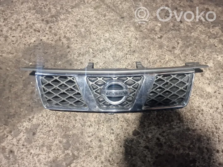 Nissan X-Trail T30 Grille calandre supérieure de pare-chocs avant 