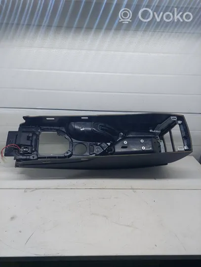 BMW 5 E60 E61 Console centrale 7034086