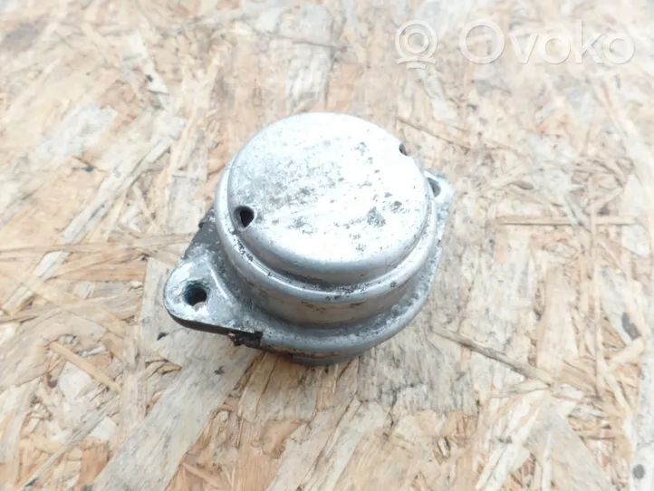 Audi A6 S6 C5 4B Gearbox mount 