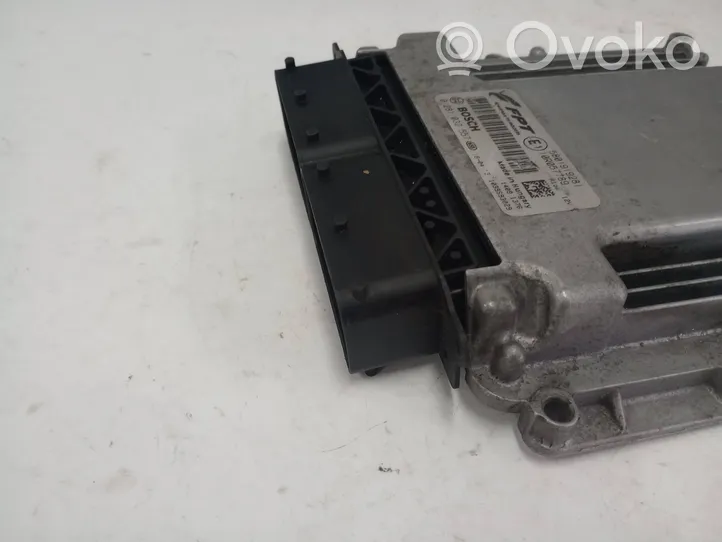 Iveco Daily 6th gen Komputer / Sterownik ECU silnika 5801919281