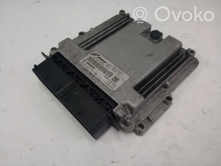 Iveco Daily 6th gen Komputer / Sterownik ECU silnika 5801919281