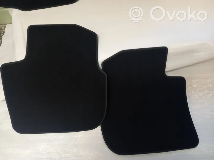 Seat Toledo IV (NH) Kit tapis de sol auto 6JA863011