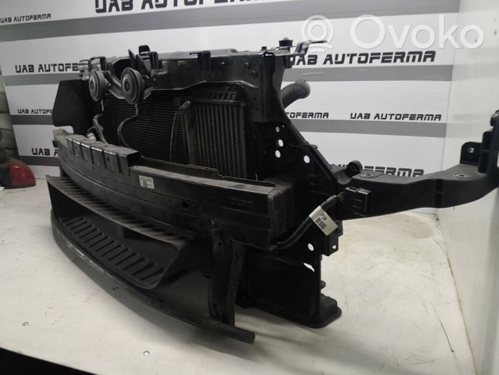 Hyundai i40 Support de radiateur sur cadre face avant 