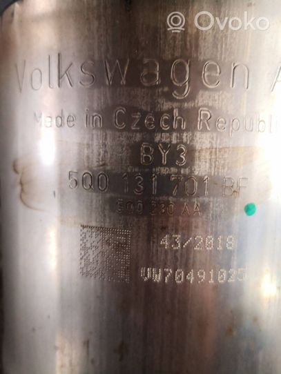 Audi Q2 - Filtr cząstek stałych Katalizator / FAP / DPF 5Q0131701