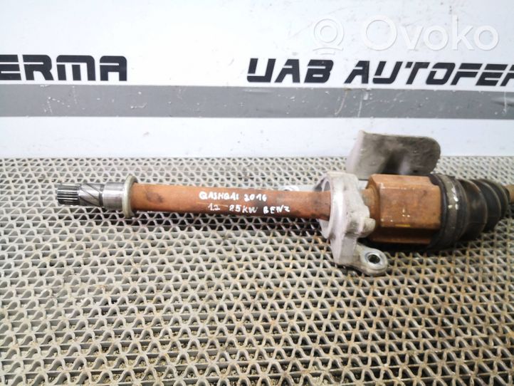 Nissan Qashqai Передняя полуось 391004ED2A