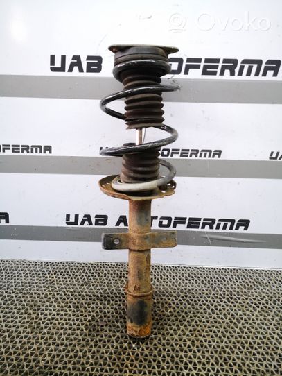 Renault Captur Front shock absorber with coil spring 