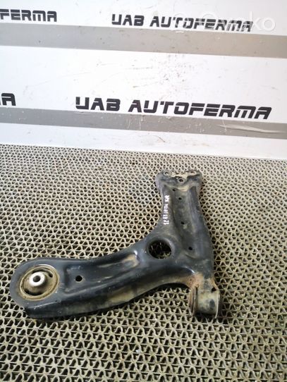 Seat Ibiza IV (6J,6P) Fourchette, bras de suspension inférieur avant 8R0407151F