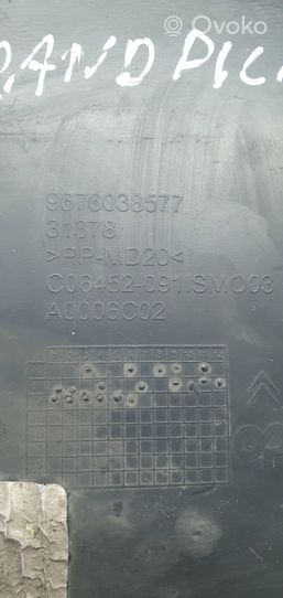 Citroen C4 Grand Picasso Konepellin lukituksen muotolista 9676038577