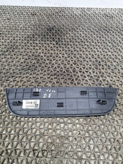 Hyundai i30 Copertura del rivestimento del sottoporta posteriore 85888A6000